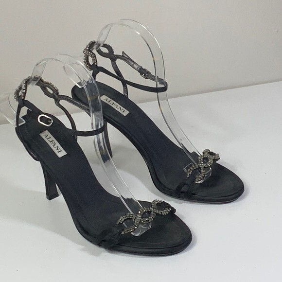 ALFANI SANDAL Leather HEELS WITH Rhinestones size 9 - Picture 1 of 8